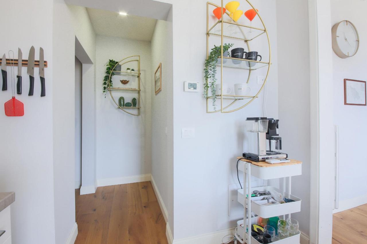 -apartments Florence-guido Monaco Contemporary With Balcony Apartment *
